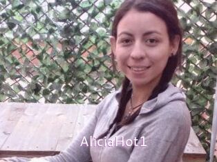 AliciaHot1