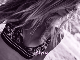 Alyna Just Amateurs