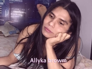 Allyka_browm