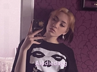alodiedagg Just Amateurs