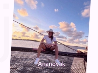ananovak Just Amateurs