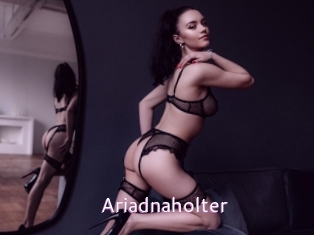 ariadnaholter Just Amateurs