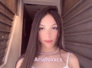 Ariafoxxcs