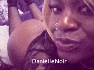 DanielleNoir