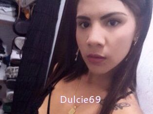 Dulcie_69