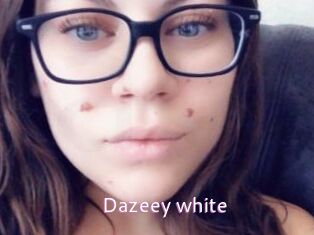 Dazeey_white