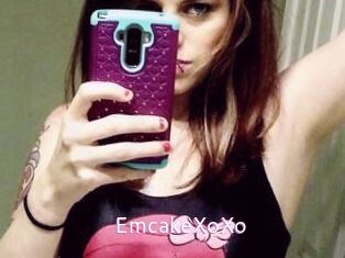 EmcakeXoXo Just Amateurs
