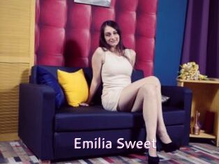 Emilia_Sweet Just Amateurs