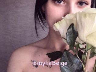 EmyliaBeige Just Amateurs