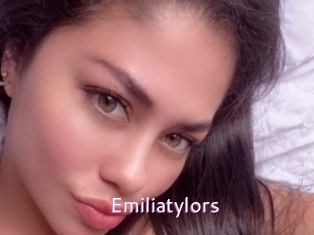 emiliatylors Just Amateurs