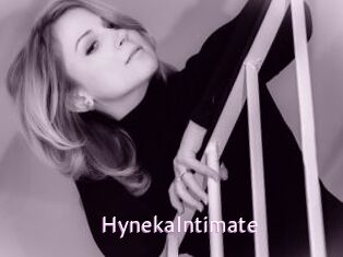 HynekaIntimate