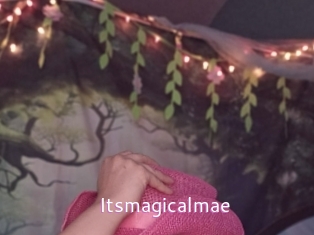 Itsmagicalmae