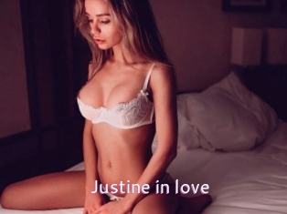 Justine_in_love