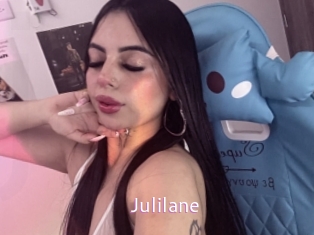 julilane Just Amateurs