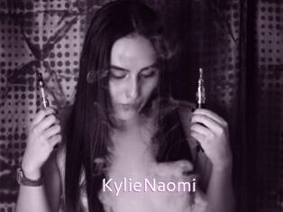 KylieNaomi