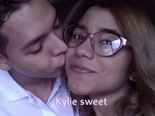 Kylie_sweet