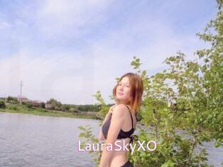 LauraSkyXO
