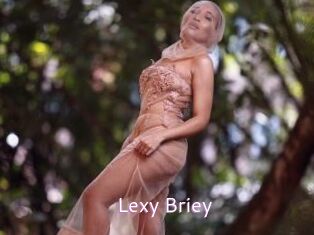 Lexy_Briey
