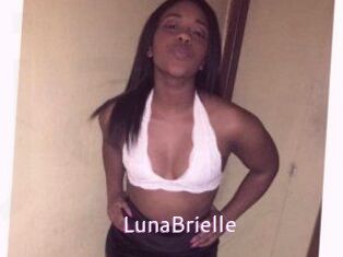 Luna_Brielle