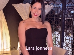 Lara_jonness