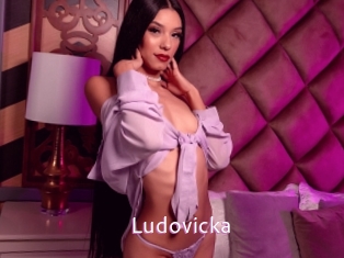 ludovicka Just Amateurs