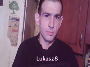 Lukasz8