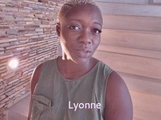 lyonne Just Amateurs