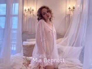 Mia_Bennett