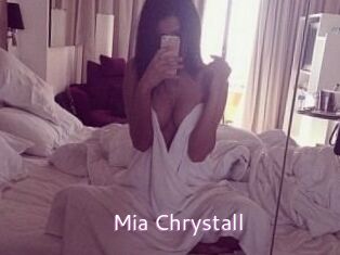 Mia_Chrystall