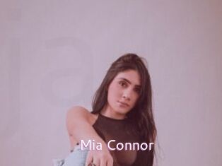 Mia_Connor