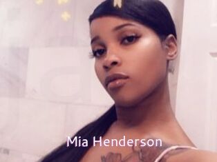 Mia_Henderson