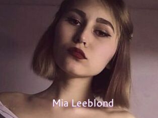 Mia_Leeblond