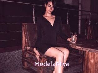 ModelaMiya