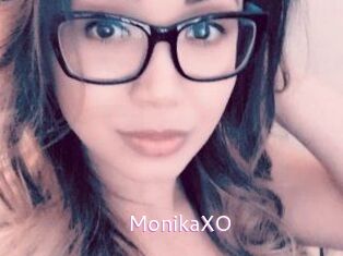 MonikaXO