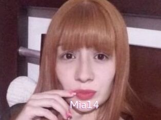 mia_14 Just Amateurs