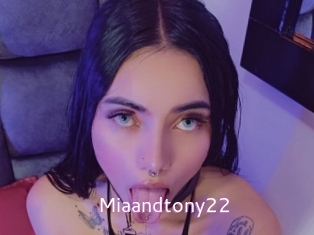 Miaandtony22