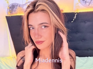 Miadennis