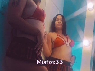 Miafox33