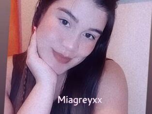 Miagreyxx