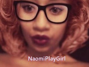 NaomiPlayGirl