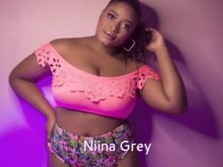 Niina_Grey