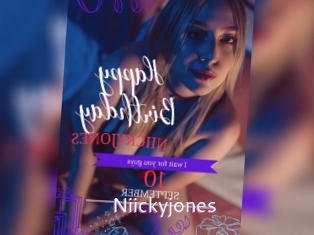 niickyjones Just Amateurs