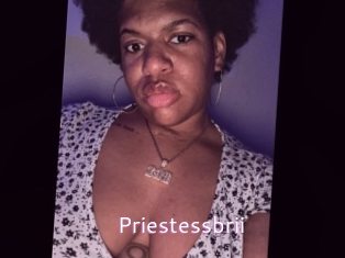 Priestessbrii