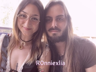 r0nniexlia Just Amateurs