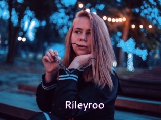 rileyroo Just Amateurs