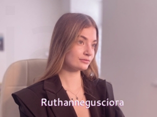 Ruthannegusciora