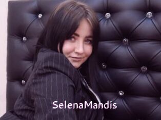 SelenaMandis