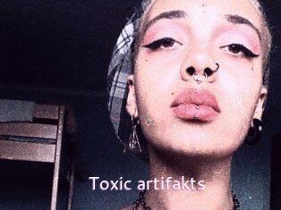 Toxic_artifakts