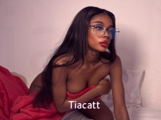 tiacatt Just Amateurs