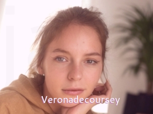 veronadecoursey Just Amateurs
